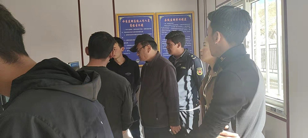 10月21日城管局、環(huán)保局及住建局局長蒞臨我廠謝通門污水處理廠檢查運行情況及了解整改階段。